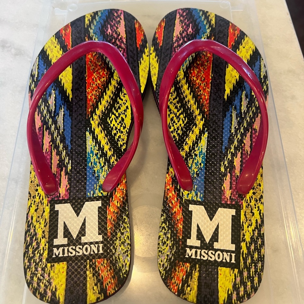 Missoni flip flops